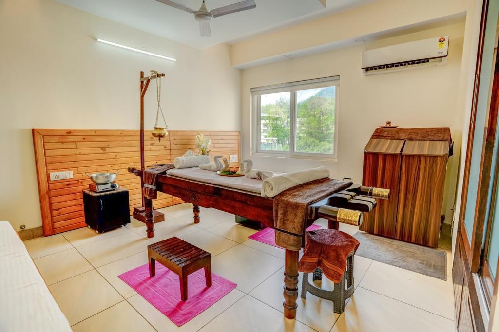 Spacious living area at Golden Healing Journeys